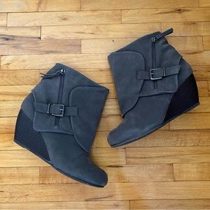 Blowfish Vegan Grey Suede Wedge Booties